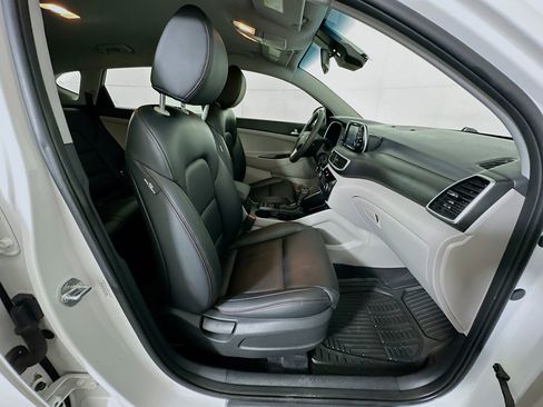 Used 2021 Hyundai Tucson SE image 30