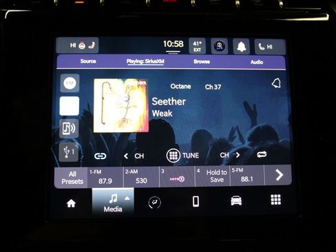 New 2025 Jeep Grand Cherokee Laredo image 15