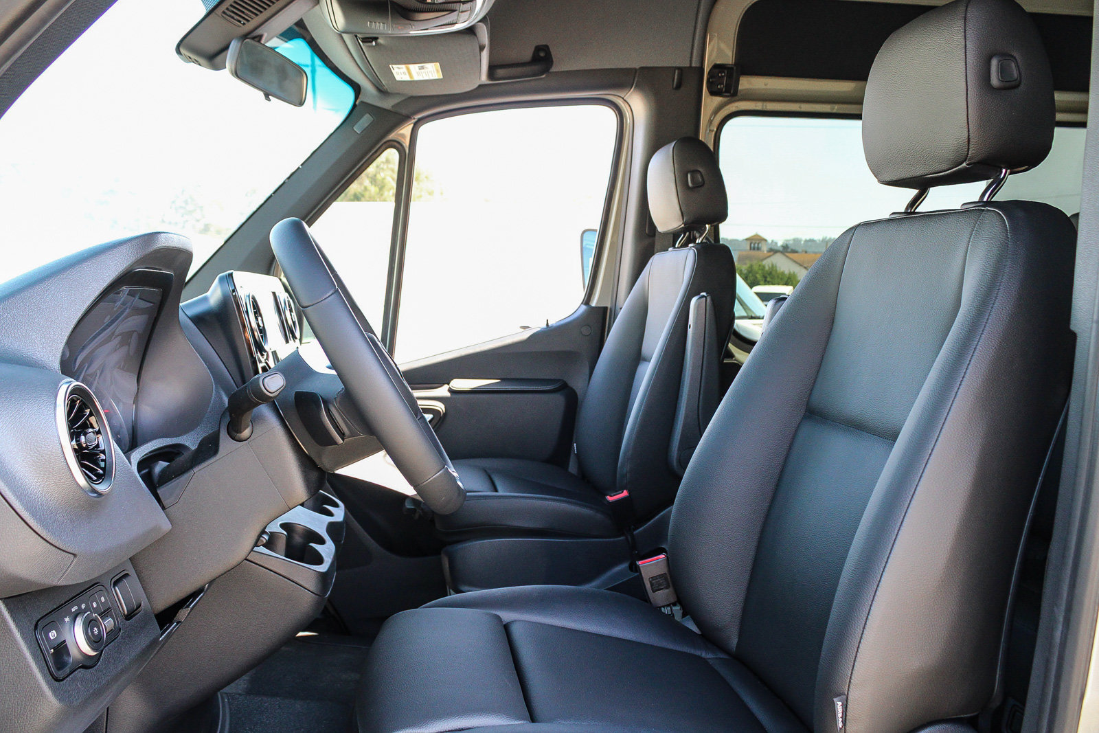 New 2025 Mercedes-Benz Sprinter 2500 image 19