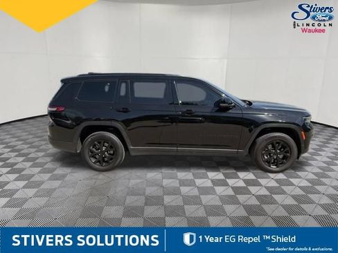 Used 2024 Jeep Grand Cherokee L Altitude AWD/4WD image 5