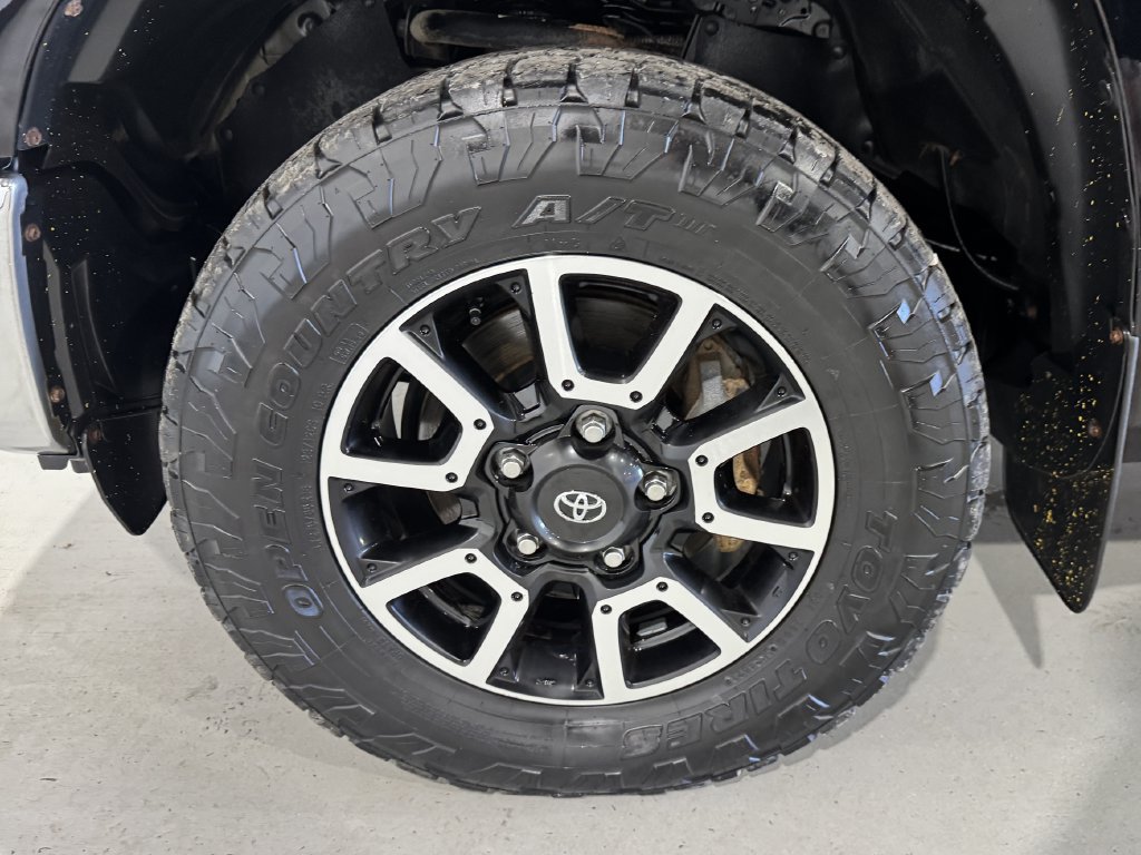 Used 2021 Toyota Tundra SR5 AWD/4WD image 9