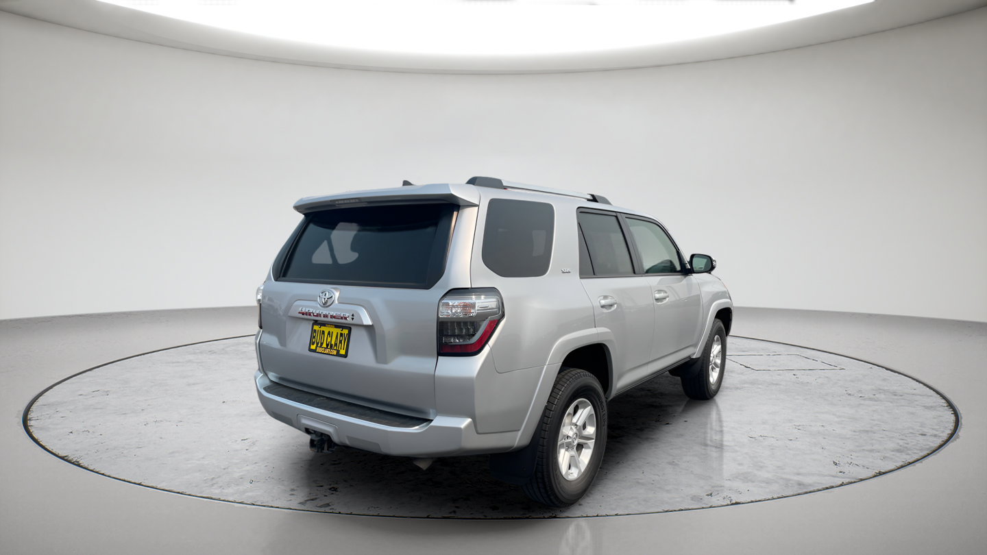 Certified 2021 Toyota 4Runner SR5 Premium w/ Moonroof Package AWD/4WD image 5