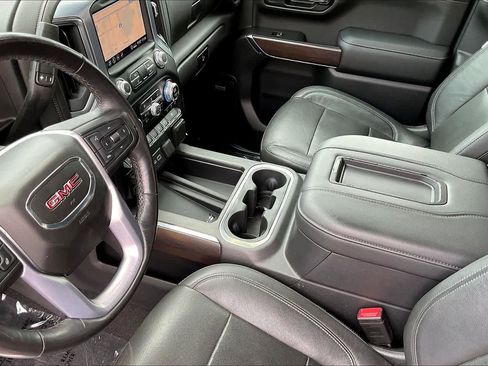 Used 2020 GMC Sierra 1500 SLT w/ SLT Premium Plus Package AWD/4WD image 17