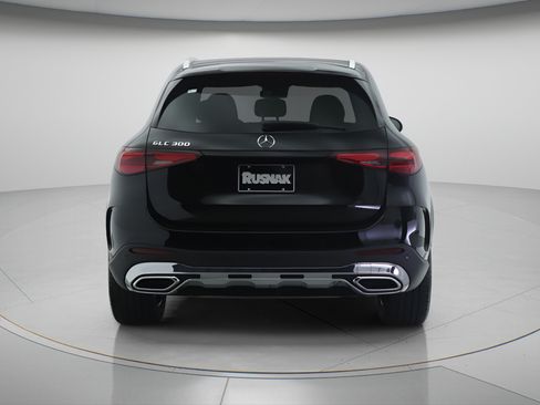 New 2026 Mercedes-Benz GLC 300 image 3