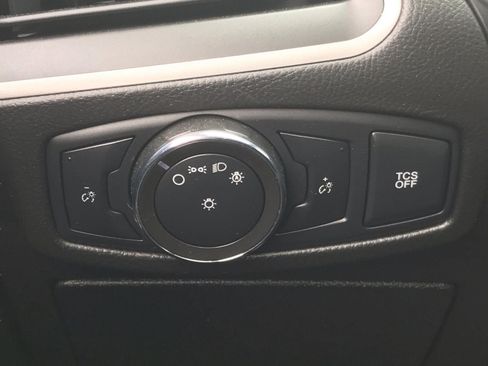 Used 2022 Ford Edge SEL AWD/4WD image 15