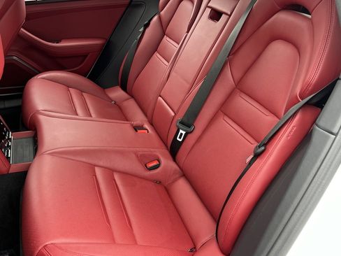 Used 2023 Porsche Panamera 4 Platinum Edition w/ Assistance Package image 18