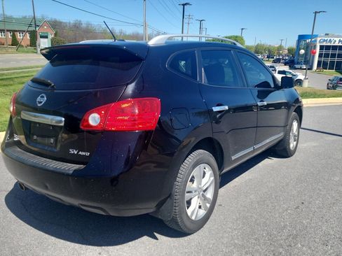 Used 2013 Nissan Rogue SV image 5