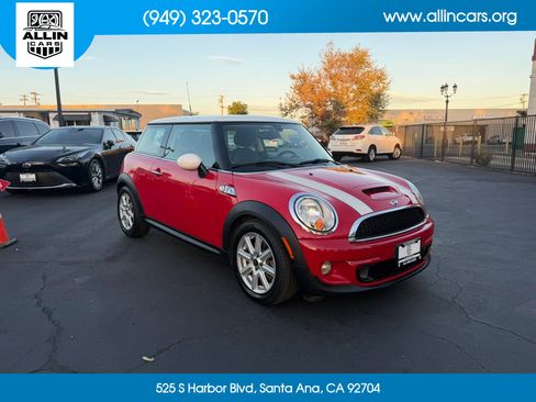 Used 2013 MINI Cooper S FWD image 3