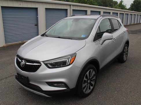 Used 2019 Buick Encore Essence AWD/4WD image 2