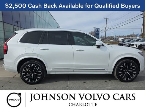 New 2026 Volvo XC90 T8 Ultra w/ Protection Package Premier image 4