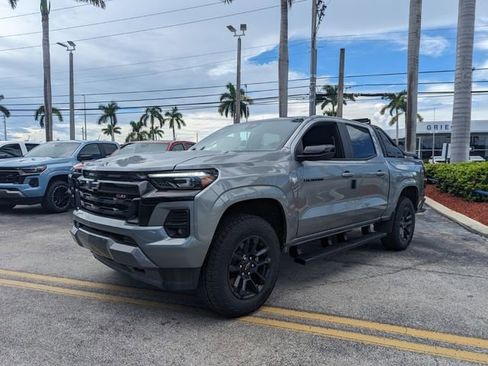 New 2025 Chevrolet Colorado Z71 w/ Midnight Edition AWD/4WD image 4