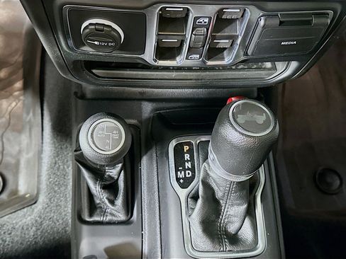 Used 2023 Jeep Wrangler Unlimited w/ Cold Weather Group AWD/4WD image 23