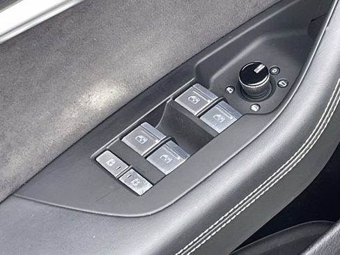 Used 2022 Audi S6 Prestige image 16