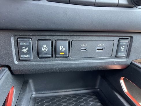 Used 2023 Nissan Frontier PRO-4X w/ Pro Convenience Package AWD/4WD image 13