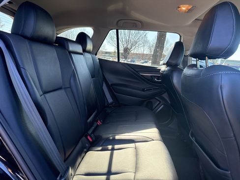 Used 2022 Subaru Outback Limited image 29