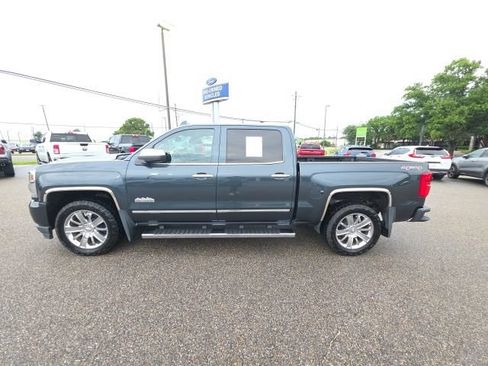 Used 2017 Chevrolet Silverado 1500 High Country AWD/4WD image 5