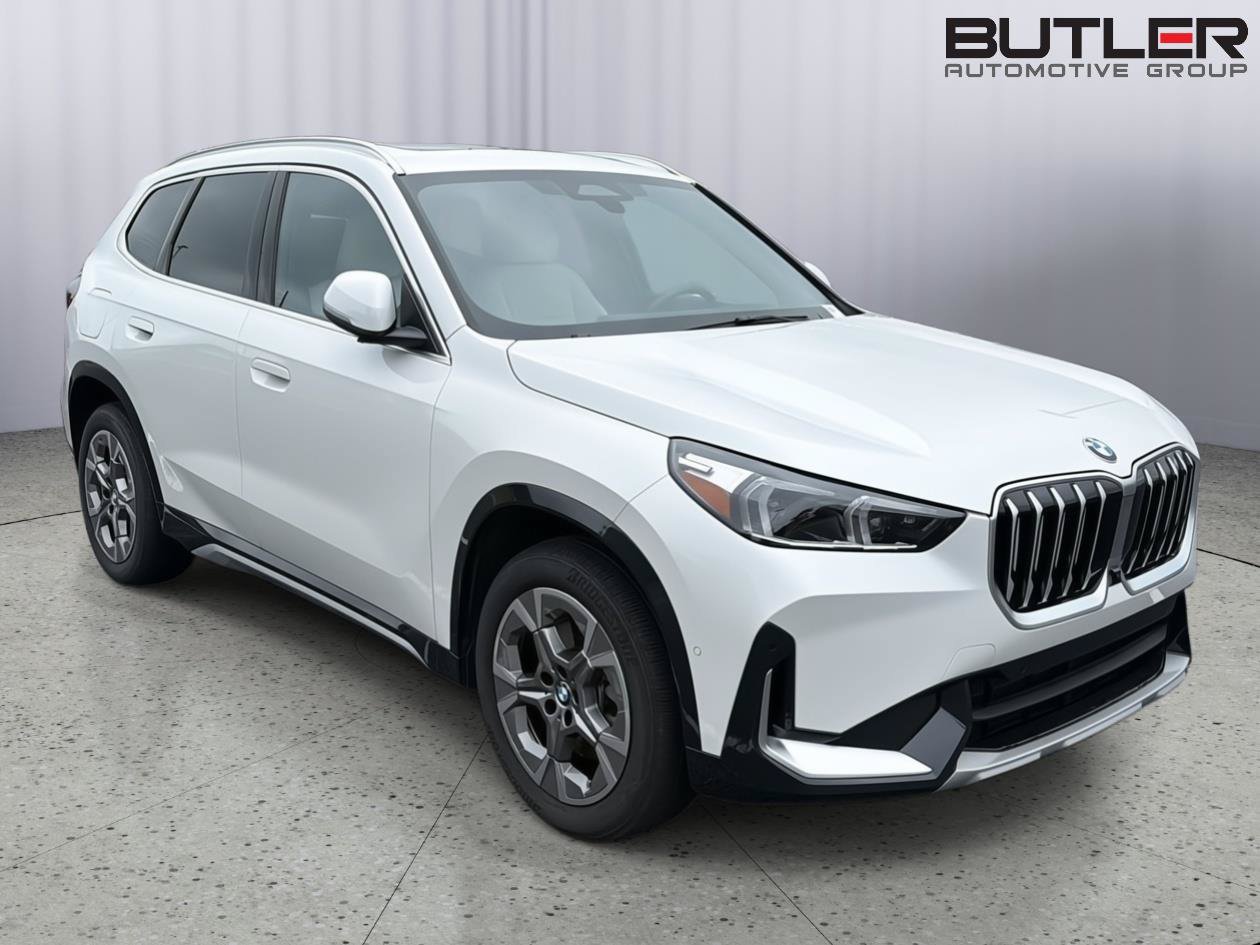 Used 2026 BMW X1 xDrive28i w/ Technology Package AWD/4WD image 4