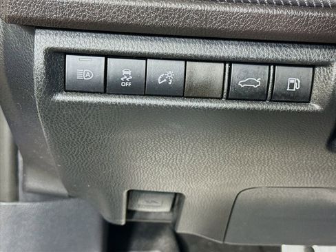 Certified 2025 Toyota Camry SE w/ Convenience Package FWD image 10