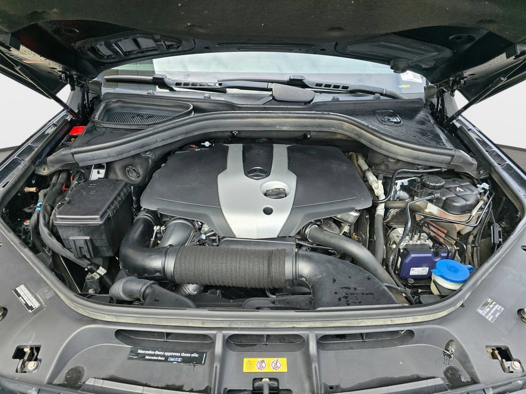 Used 2015 Mercedes-Benz ML 250 BlueTEC 4MATIC image 36