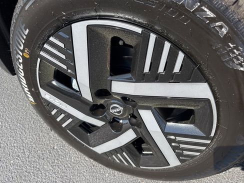 New 2026 Nissan Kicks SV image 9