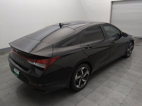 Used 2023 Hyundai Elantra SEL w/ Convenience Package FWD image 9