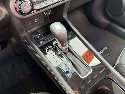 Used 2023 Nissan Kicks SR w/ SR Premium Package image 24