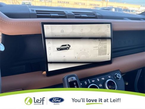 Used 2023 Land Rover Defender 110 V8 image 16