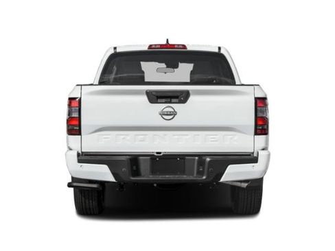 Used 2026 Nissan Frontier SV w/ Tow Package RWD image 8