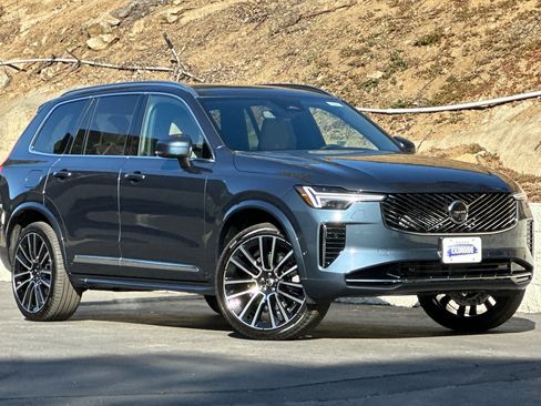 New 2026 Volvo XC90 B5 Plus image 2