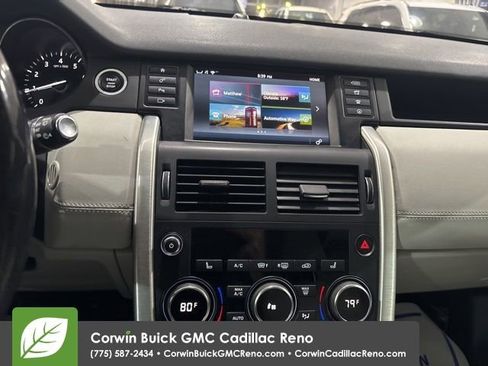 Used 2018 Land Rover Discovery Sport HSE image 19