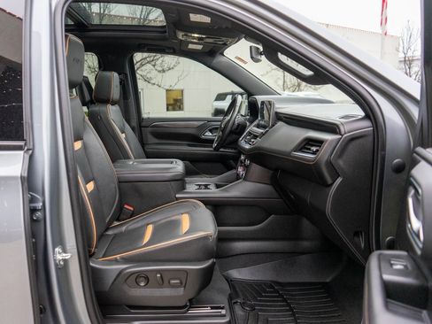 Used 2022 GMC Yukon XL AT4 w/ AT4 Premium Plus Package image 10