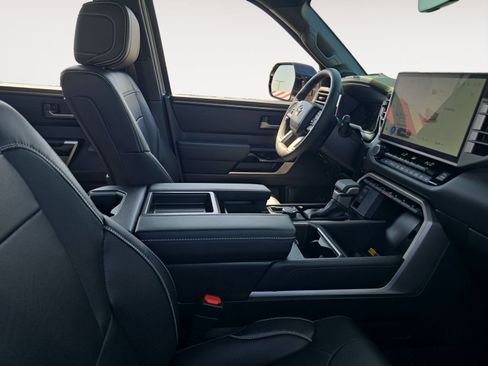 Certified 2026 Toyota Tundra Limited AWD/4WD image 15