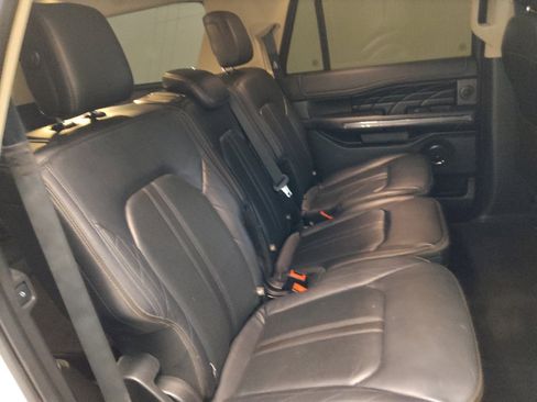 Used 2018 Ford Expedition Max Platinum image 19