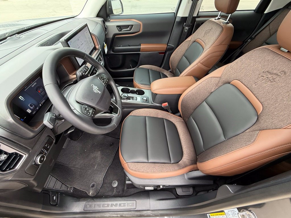 New 2026 Ford Bronco Sport Outer Banks w/ Outer Banks Tech Package+ AWD/4WD image 16