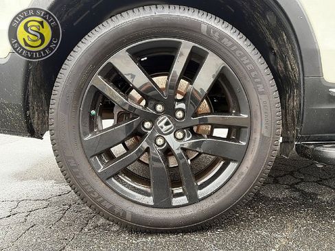 Used 2016 Honda Pilot Touring image 9