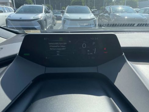 New 2026 Toyota Prius Plug-In Hybrid FWD image 31