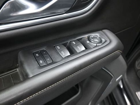 Used 2021 GMC Yukon SLT RWD image 13