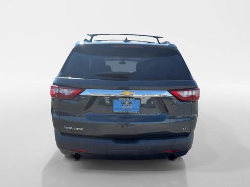 Used 2019 Chevrolet Traverse LT w/ LT Premium Package FWD image 4