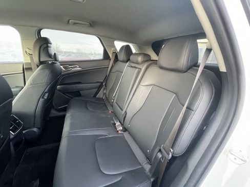 Used 2023 Kia Sportage EX image 27