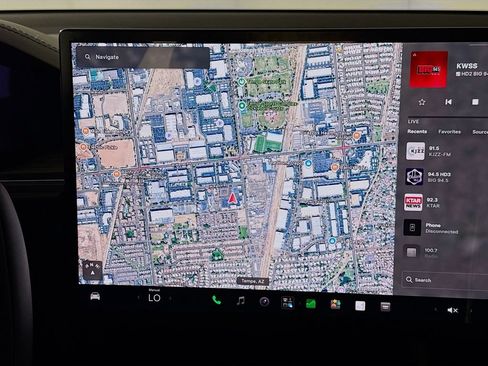 Used 2023 Tesla Model X AWD/4WD image 35