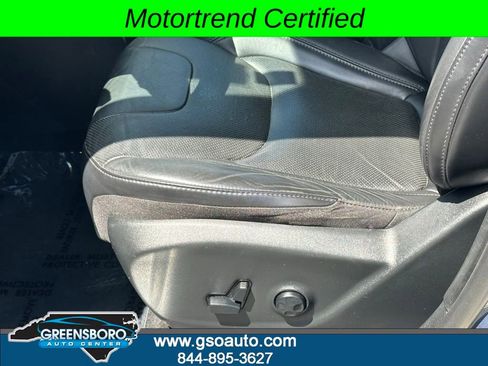 Used 2019 Jeep Cherokee Limited AWD/4WD image 13