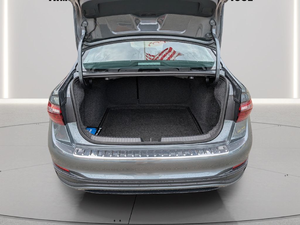 Used 2026 Volkswagen Jetta S FWD image 9