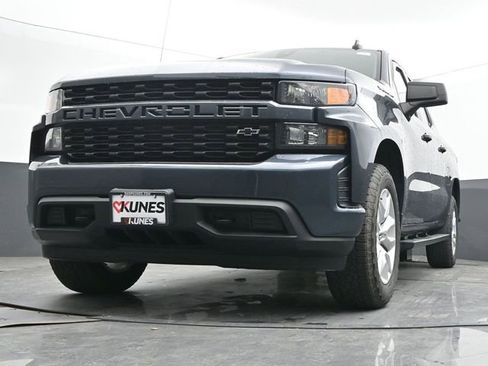 Used 2022 Chevrolet Silverado 1500 Custom w/ Safety Confidence Package image 44