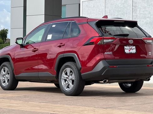 New 2025 Toyota RAV4 XLE image 6