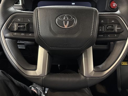 New 2026 Toyota 4Runner TRD Sport AWD/4WD image 15