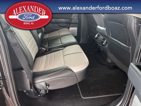 Used 2025 Ford F150 Lightning Platinum AWD/4WD image 19