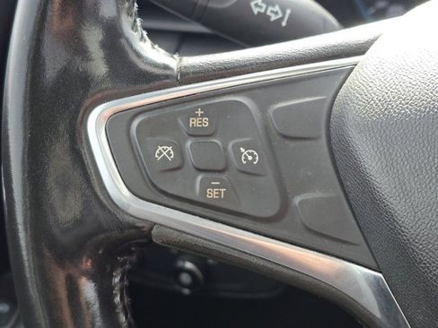 Used 2018 Chevrolet Equinox LT w/ Sun & Infotainment Package FWD image 25
