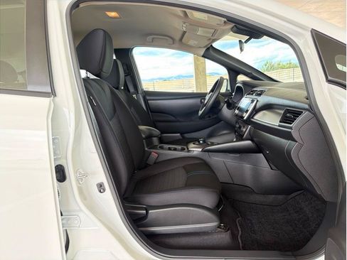 Used 2025 Nissan Leaf S FWD image 14