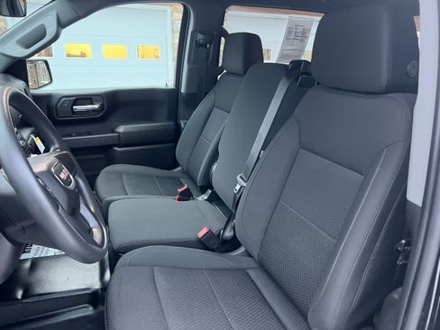 Used 2023 GMC Sierra 1500 Pro w/ Convenience Package image 12