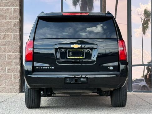 Used 2020 Chevrolet Suburban LT AWD/4WD image 10
